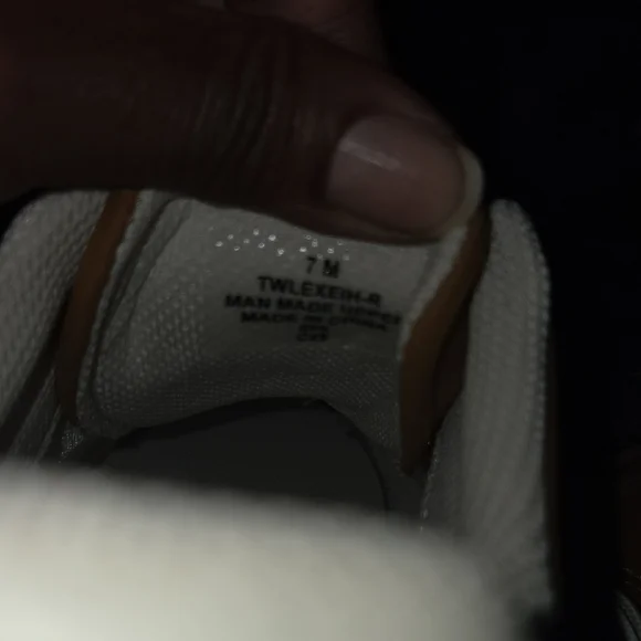 NEW Women's Tan Sneakers - Picture 10 of 12